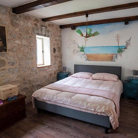 Guesthouse Nina Kastel Novi ภายนอก รูปภาพ