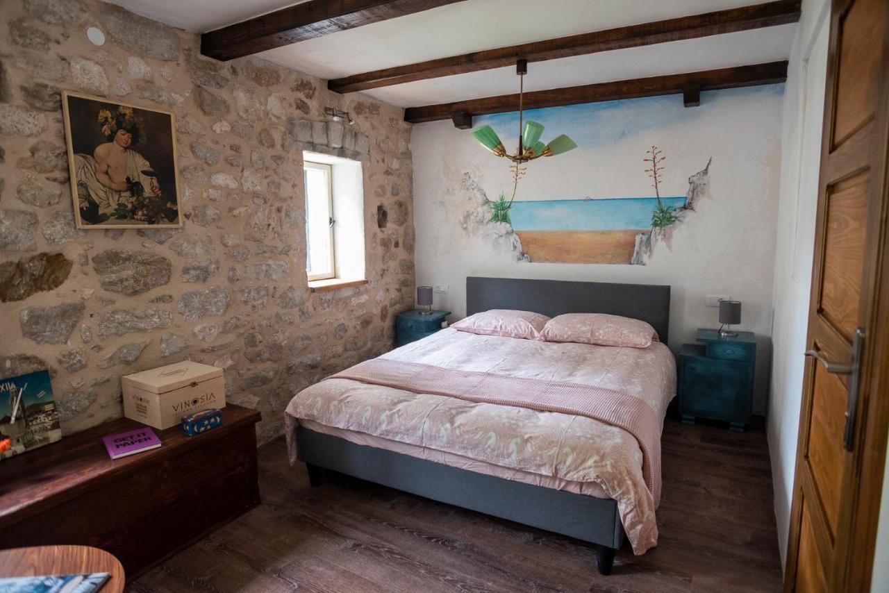 Guesthouse Nina Kastel Novi ภายนอก รูปภาพ