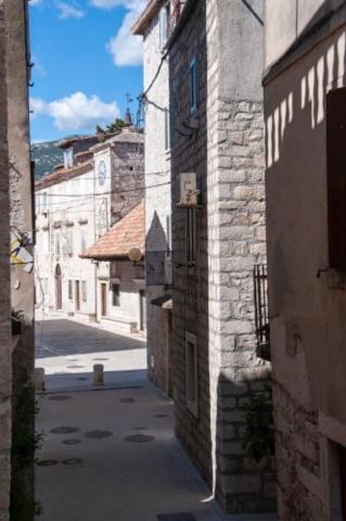 Guesthouse Nina Kastel Novi ภายนอก รูปภาพ