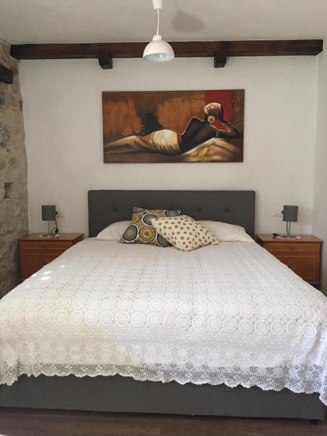 Guesthouse Nina Kastel Novi ภายนอก รูปภาพ